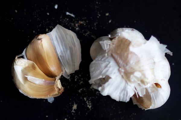 Use plenty of garlic for a punchy, pungent dish.