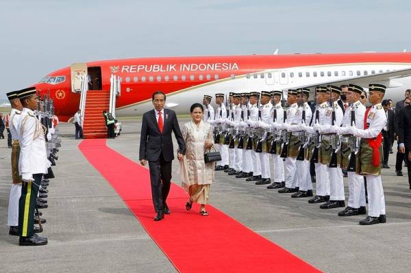 Indo<em></em>nesian President Jokowi arrives for two-day working visit to Malaysia