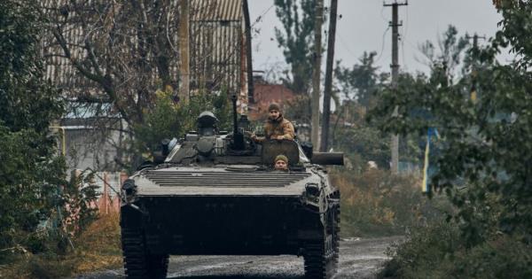 乌克兰继续向正在撤退的俄罗斯军队施加压力