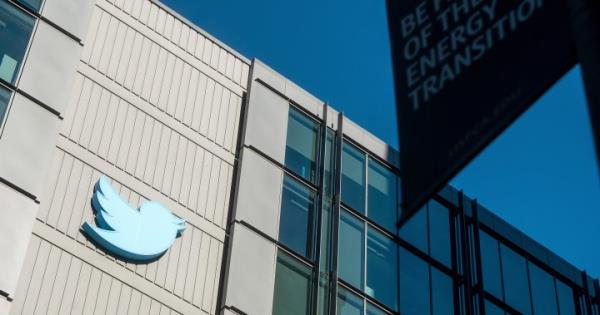 由于埃隆·马斯克开始裁员，推特暂时关闭了办公室，包括加拿大员工