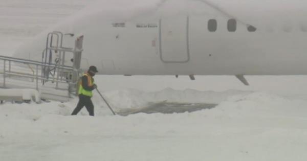 温哥华国际机场停飞，但抵达的国际航班有限