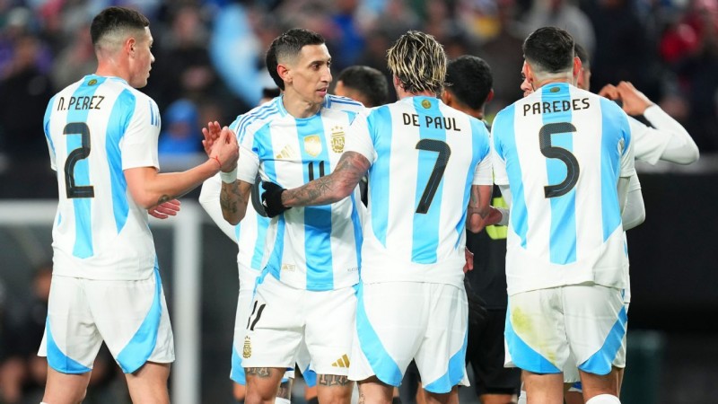 Argentina defeats El Salvador in a friendly against the United States