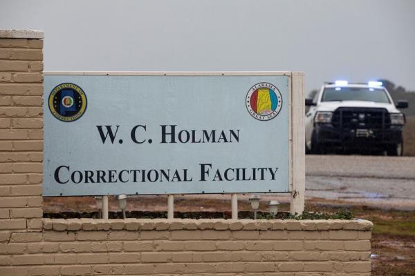 阿拉巴马州用新的氮窒息法处决囚犯